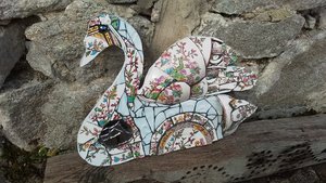Large Chinese Garden Swan (added scene)