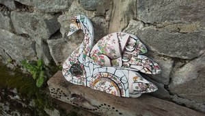 Large Chinese Garden Swan (added scene)