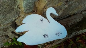 Large Chinese Garden Swan (added scene)