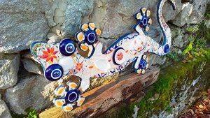 Large Blossom Flower Wall Gecko