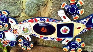 Large Romantic Wall Gecko (SOLD)