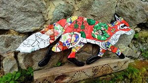 Large Fruity Forest Fox