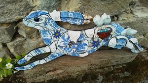 Large Summer Wedding Hare (with pair of doves)