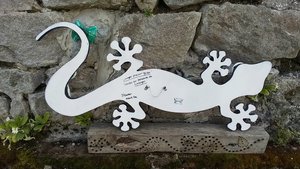 Large Arabian Nights Limoges Porcelain Wall Gecko (with butterfly)