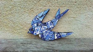Mini (baby) Blue & White Swallow (left facing)