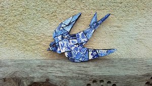 Mini (baby) Blue & White Swallow (left facing)