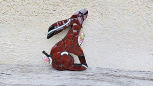 Mini Sitting Hare (right facing)