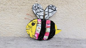 Pink, Purple & White Roses Bee (yellow face)