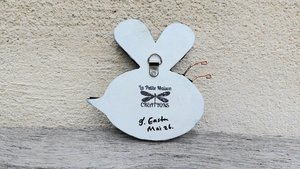 Pink, Purple & White Roses Bee (yellow face)