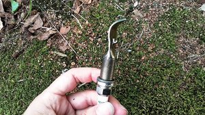 Sparkplug Can & Bottle Opener Keyrings
