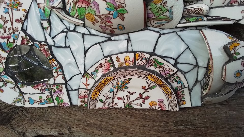 Large Chinese Garden Swan (added scene)