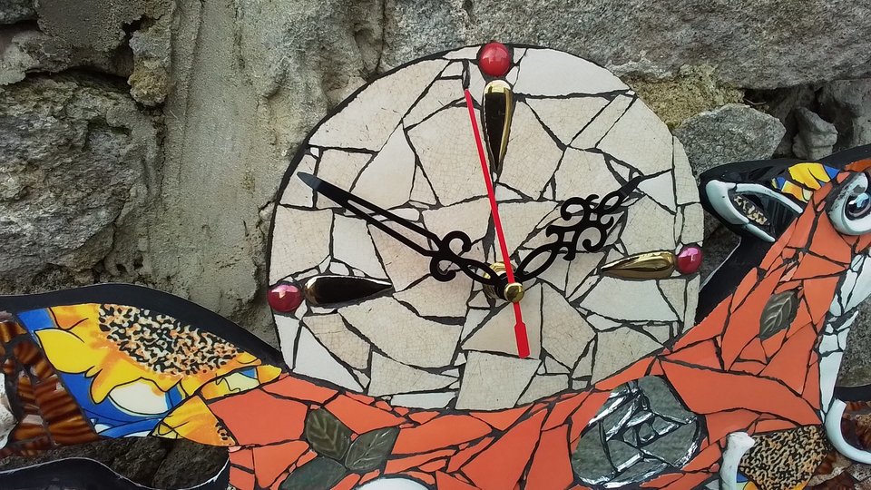 Medium Sunflower Fox Clock (cream moon) (SOLD)