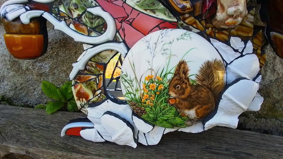 Large Red Squirrel 