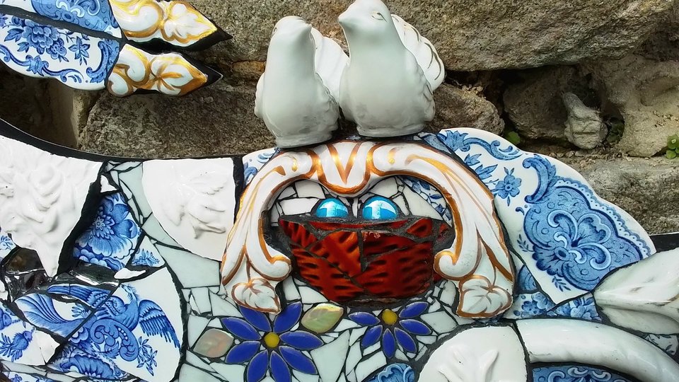 Large Summer Wedding Hare (with pair of doves)
