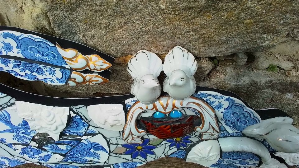 Large Summer Wedding Hare (with pair of doves)