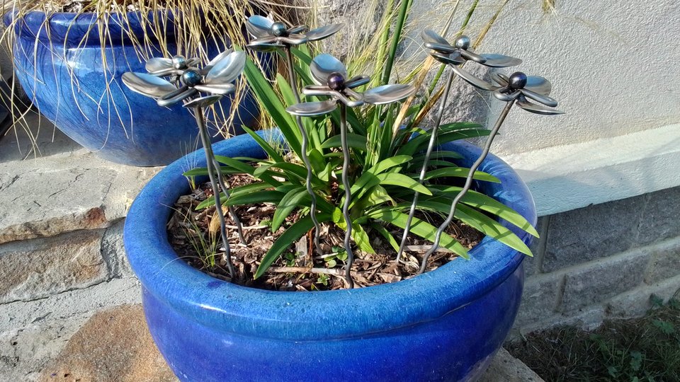 Zigzag Abstract Flowers (zigzag stems - 4/6 available)