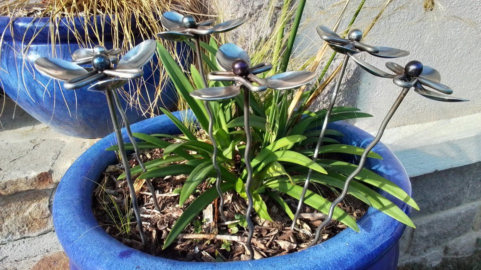Zigzag Abstract Flowers (zigzag stems - 4/6 available)