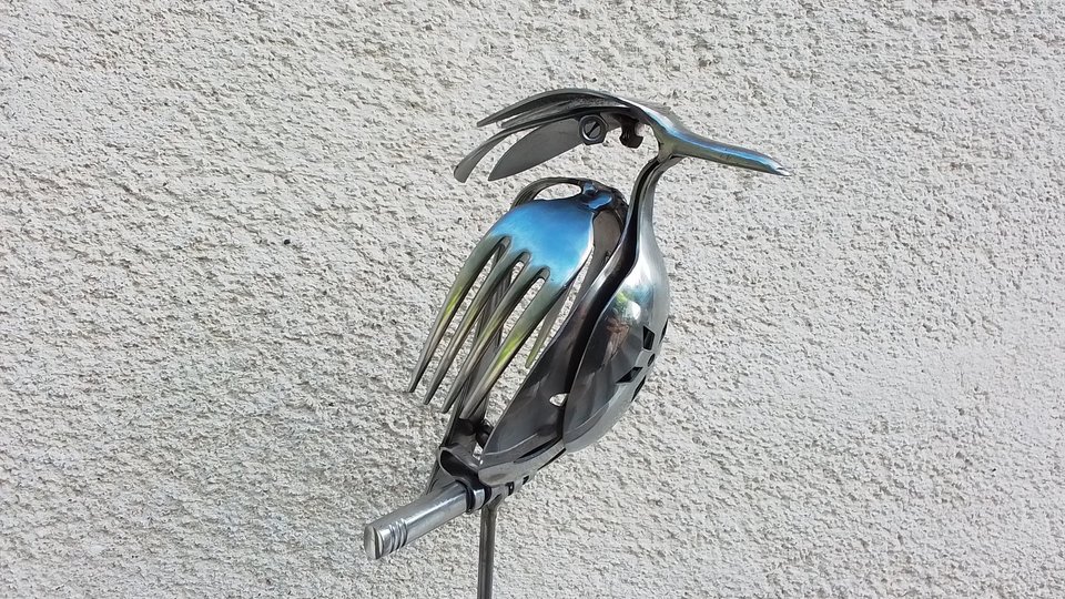 Kingfisher on Stand (MADE TO ORDER)