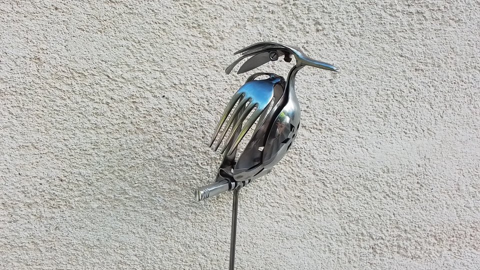 Kingfisher on Stand (MADE TO ORDER)