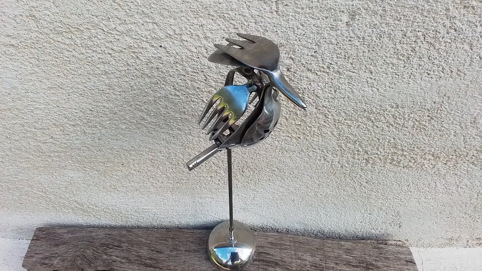 Kingfisher on Stand (MADE TO ORDER)