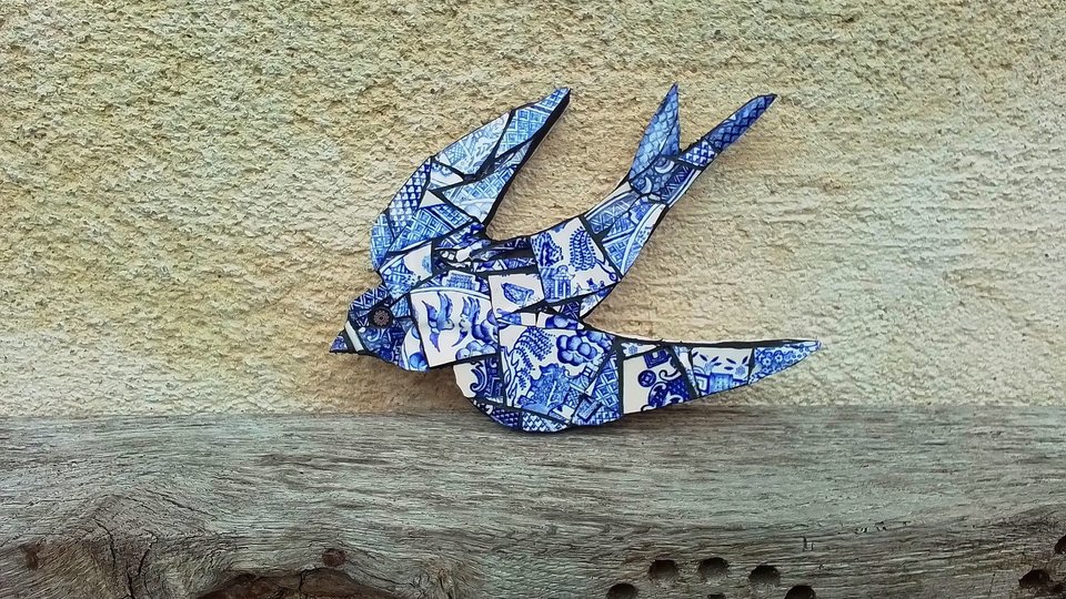 Mini (baby) Blue & White Swallow (left facing)