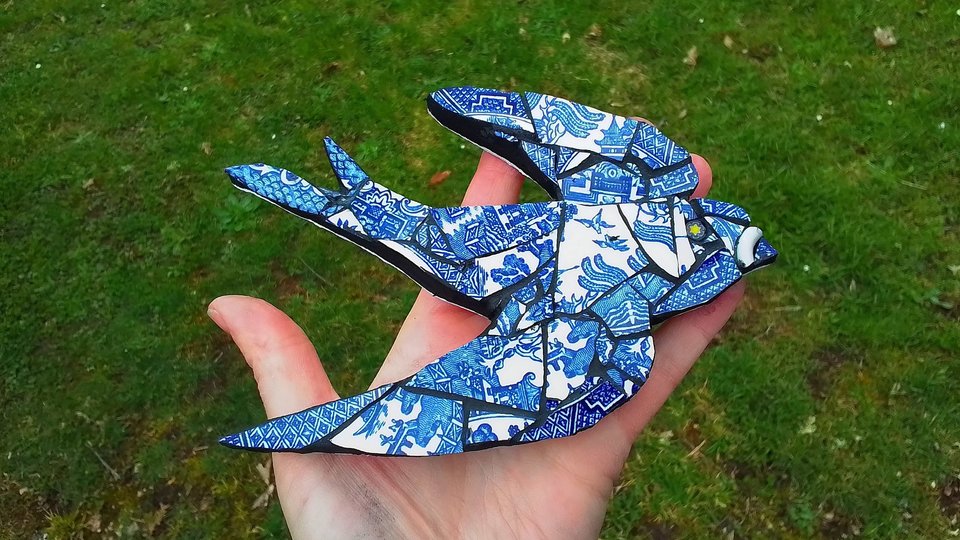 Mini (baby) Blue & White Swallow (right facing)
