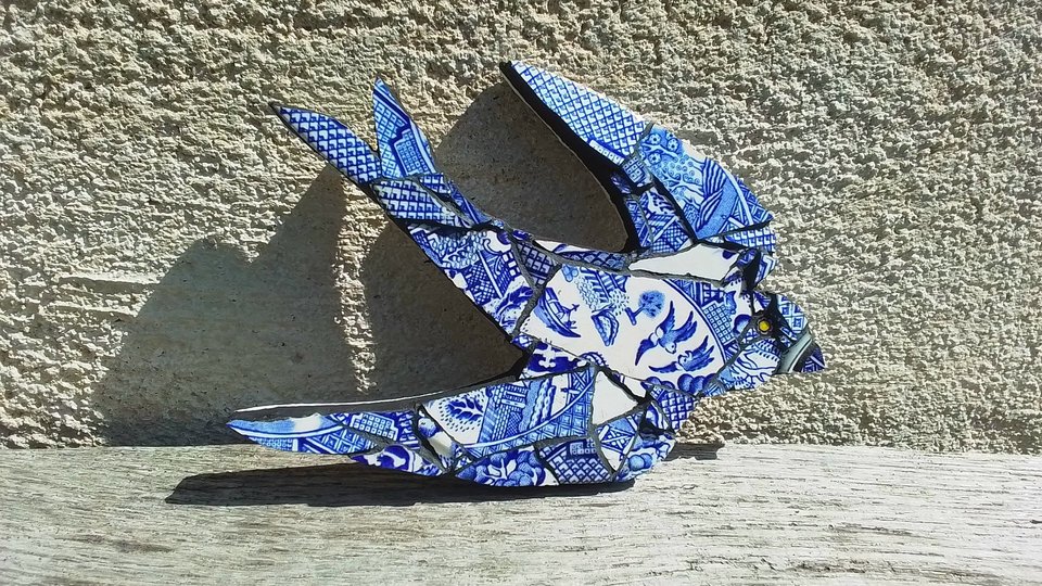 Mini (baby) Blue & White Swallow (right facing) (SOLD)