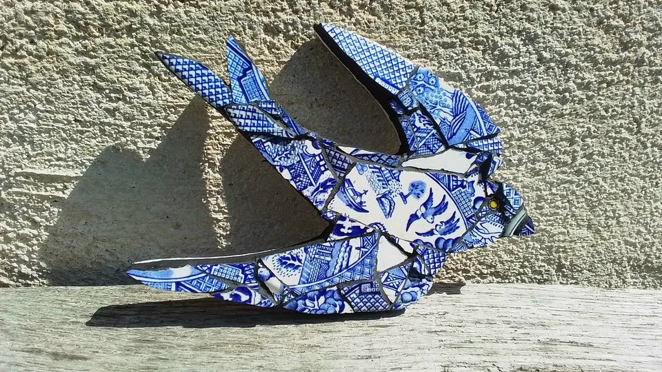 Mini (baby) Blue & White Swallow (right facing) (SOLD)