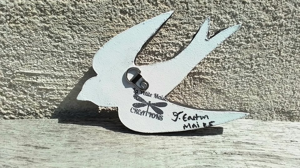 Mini (baby) Blue & White Swallow (right facing) (SOLD)