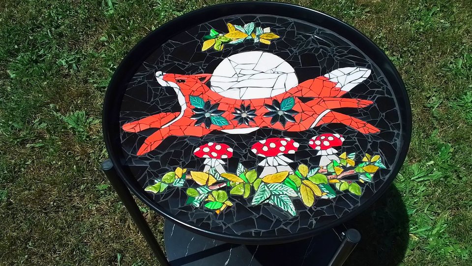 Leaping Fox & Moon Tray Table 