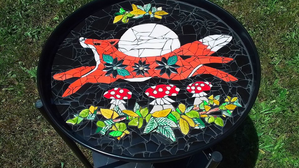 Leaping Fox & Moon Tray Table 