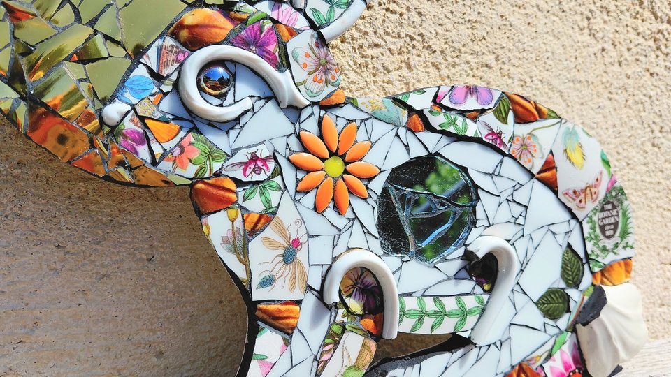 Medium Botanical Rabbit (golden moon)