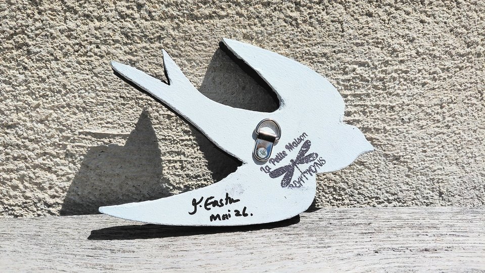 Mini (baby) Blue & White Swallow (left facing)