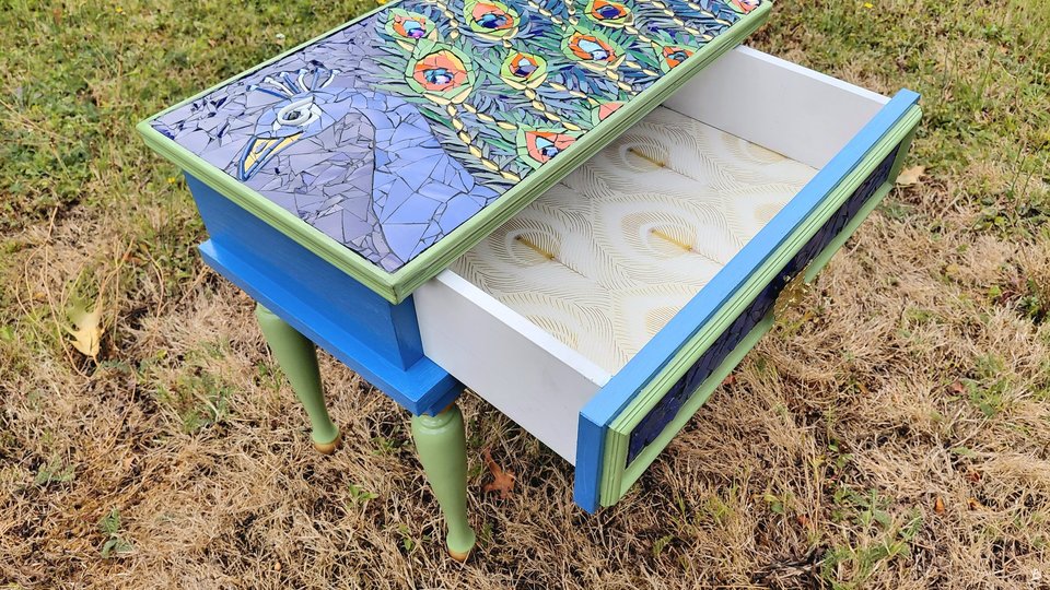 Peacock Bedside Table (with draw)